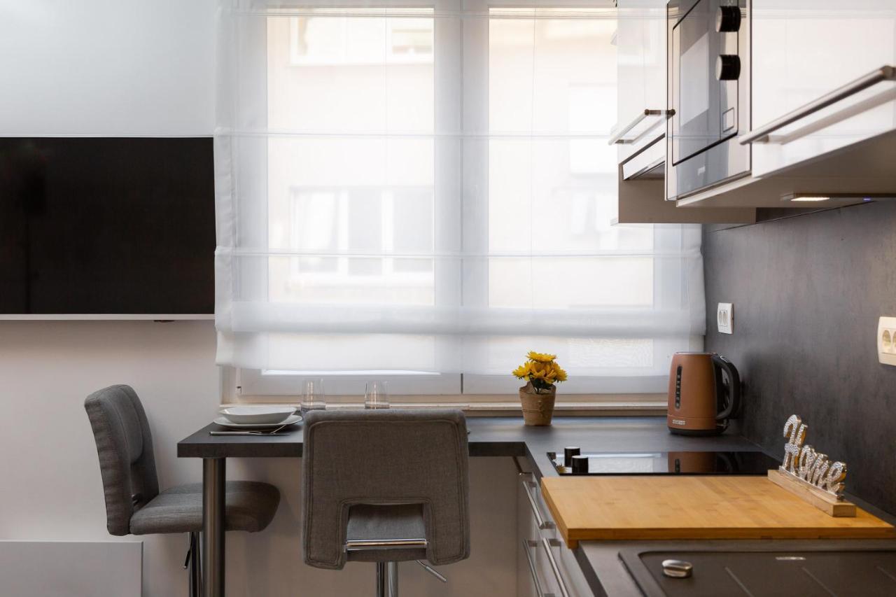 Luxury Studios & Room Five Σπλιτ Εξωτερικό φωτογραφία