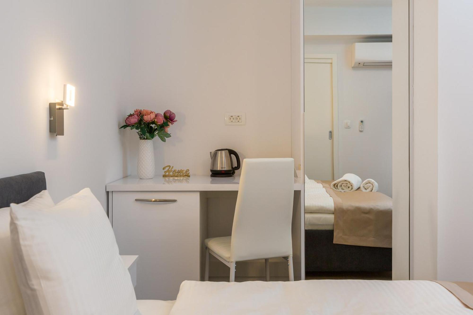 Luxury Studios & Room Five Σπλιτ Εξωτερικό φωτογραφία